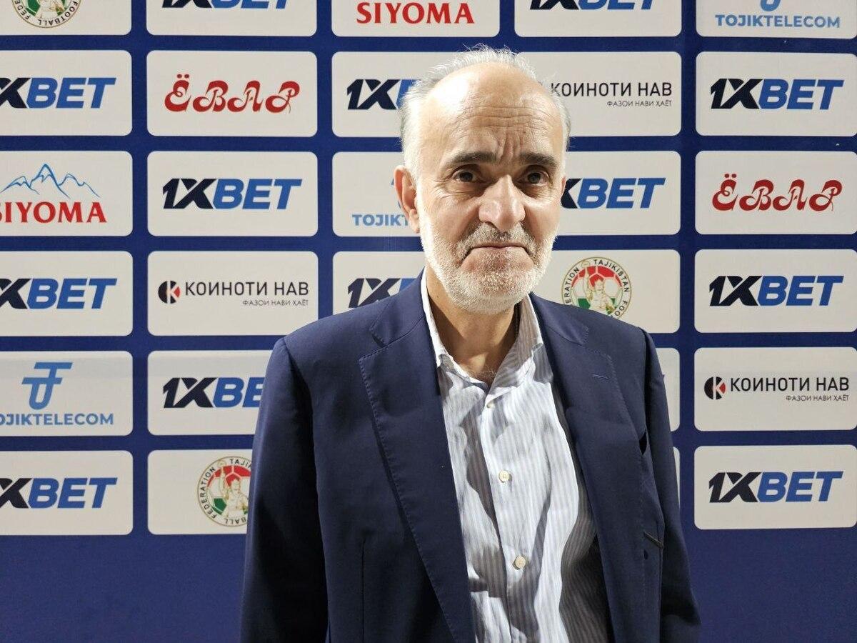 نبی: چون موی تاجیک‌ها زرد یا چشم‌شان آبی نیست، مورد انتقاد قرار می‌گیرند!