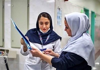 درخواست پرستاران برای کاهش ساعت کاری در پی تعطیلی‌ها/ برخورد سلیقه‌ای با قانون در استان‌های مختلف