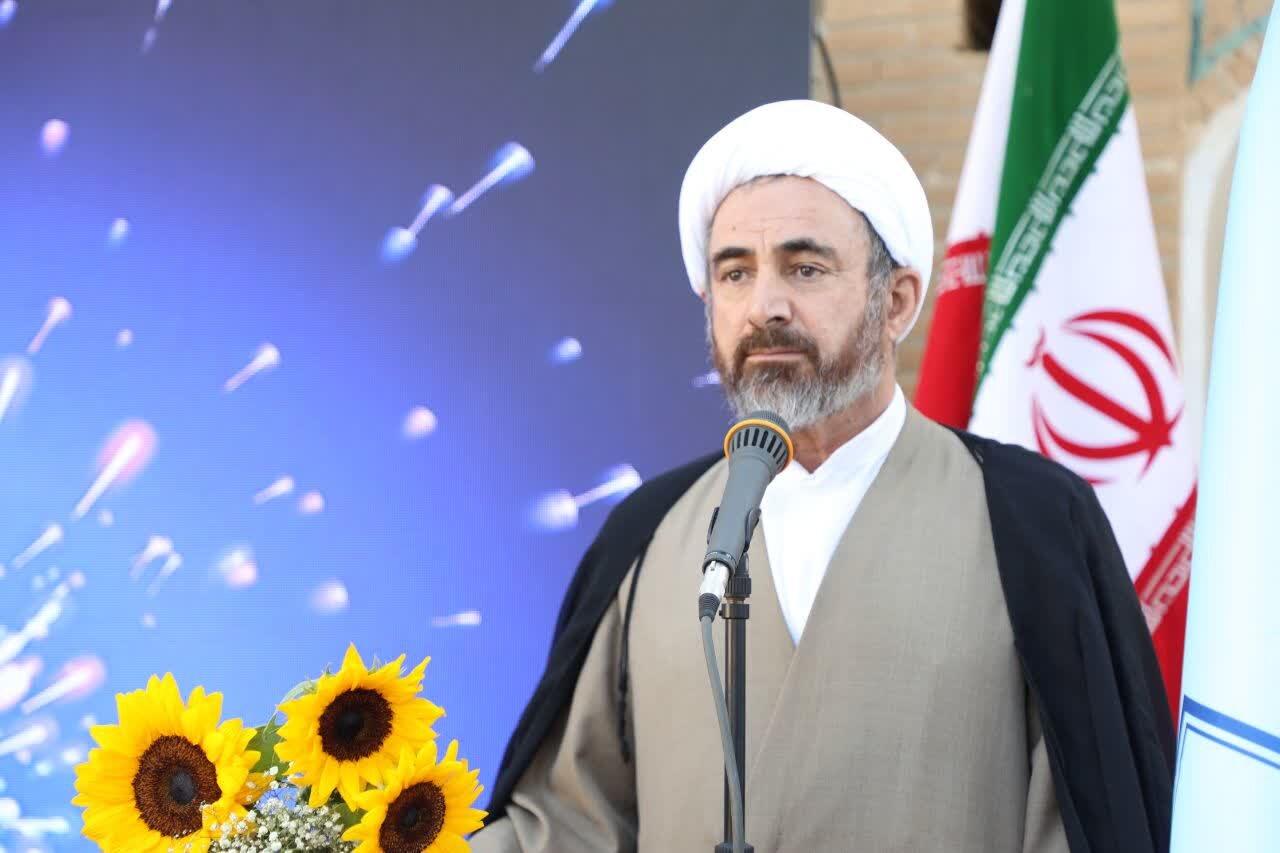 ایلام باید به عنوان قطب تولید عسل در کشور معرفی شود
