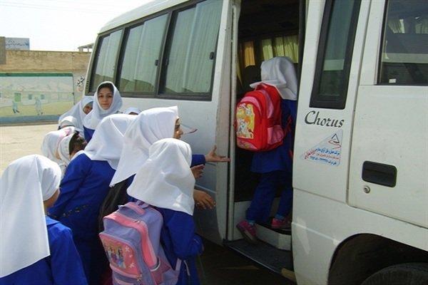 رانندگان سرویس مدارس معلمان کلاس سیار ترافیک‌ هستند