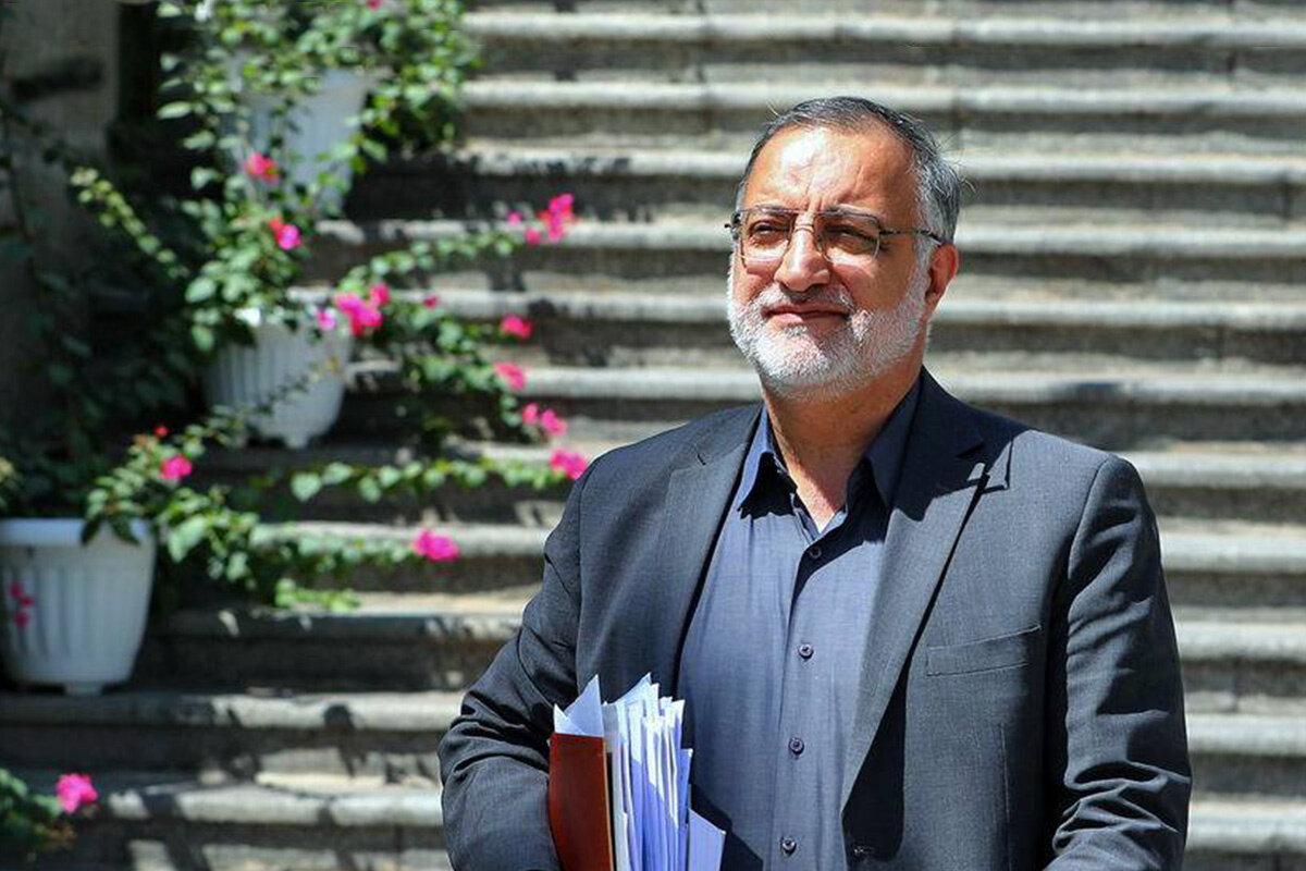 ببینید | زاکانی: رهبر انقلاب در عرض سه دقیقه فرماندهان جدید را منصوب کردند
