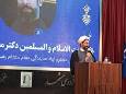 نقش رهبری در جامعه بین الملل روز به روز بیشتر مشخص می‌شود