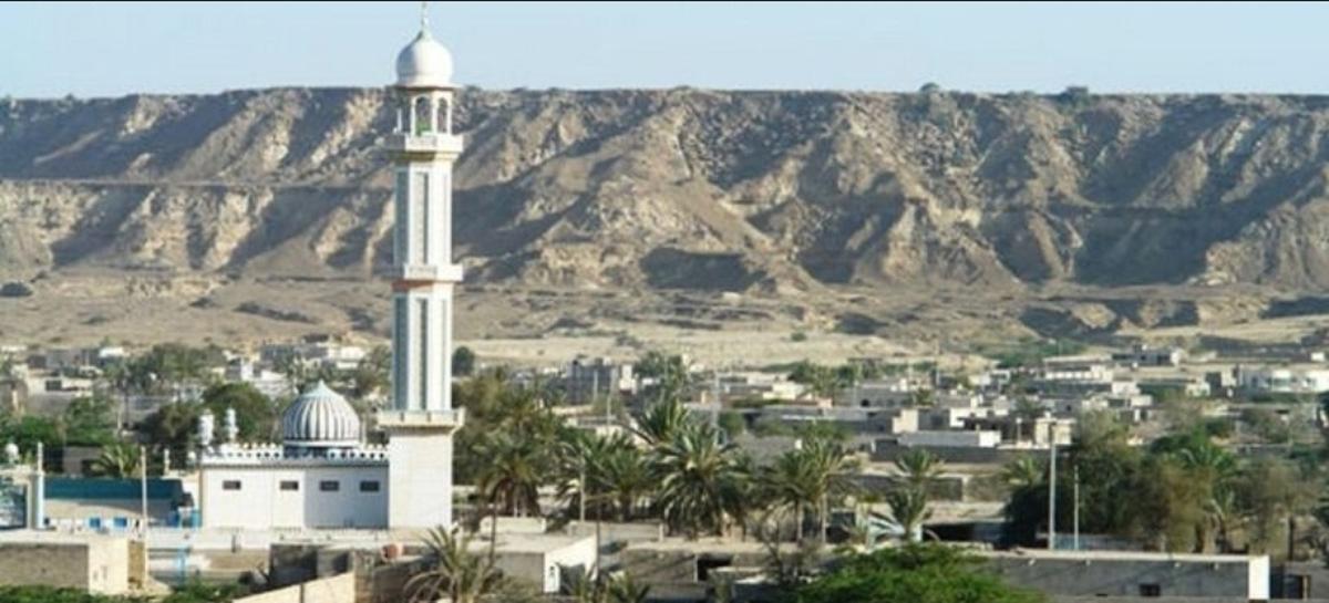 با همت منطقه آزاد؛ روستای تیس به آب شیرین‌کن مجهز شد