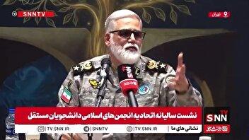 شوخی امیر پوردستان با دانشجویان: اگر دختر‌ها نبودند چیزی به پسر‌ها می‌گفتم حالشان جا بیاید؛ دستم بسته است