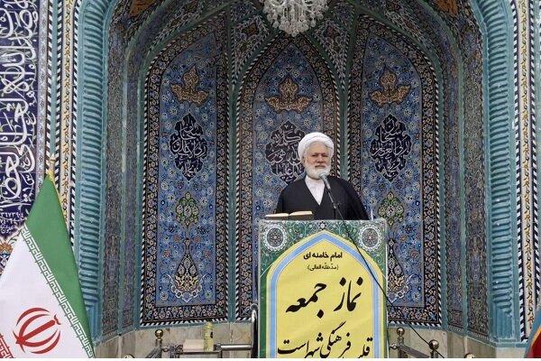 جوانان به دنبال فراگیری فناوری های نوین همچون «هوش مصنوعی» باشند