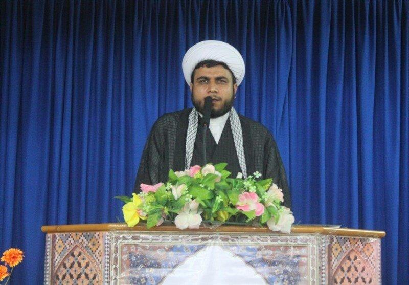 حفظ عزت کشور و تداوم راه شهدا وظیفه مسئولان است