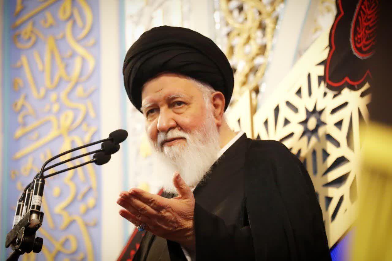 آیت الله علم الهدی: خوی استکباری زیر پا گذاشتن مذاکره و عهده نامه است