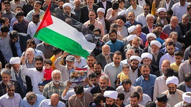 برگزاری راهپیمایی جمعه خشم و نصر در شهرکرد + فیلم