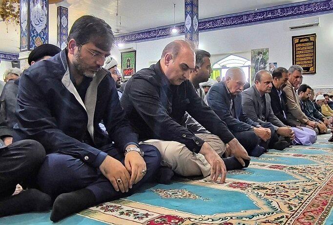 حضور نمایندگان سیستان در آیین بزرگداشت شهدای حادثه تروریستی مسیر زاهدان ـ خاش/دیدار شهرکی با اهالی روستای صفدرمیربیک