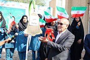 زنگ جوانه‌ها در مدارس یزد نواخته شد