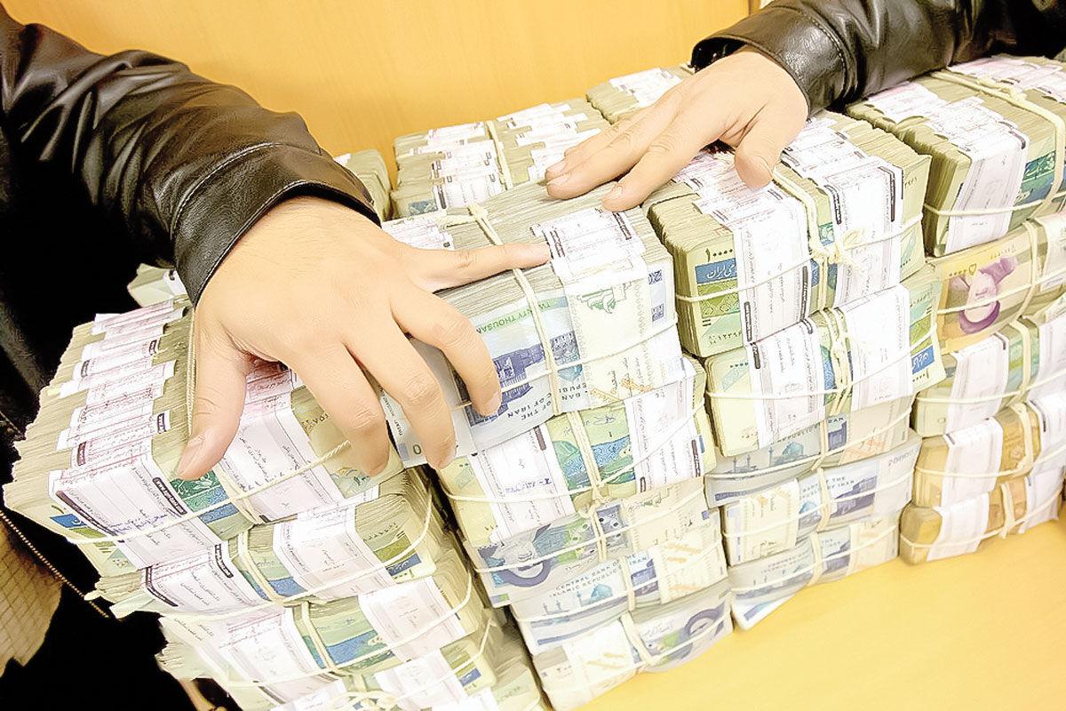 دست‌های کوتاه و نخیل تسهیلات بانکی