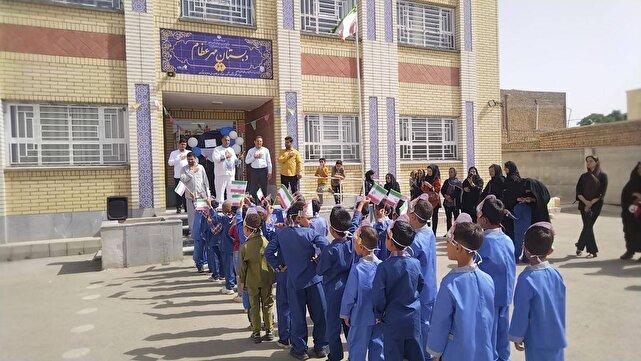 نواخته شدن زنگ شکوفه ها در مدرسه مهرعظام انابد + عکس