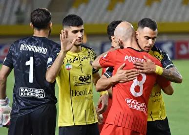 سپاهان ۱ تراکتور ۲/ شاگردان اسکوچیچ در شبی جنجالی صدر جدول را فتح کرد