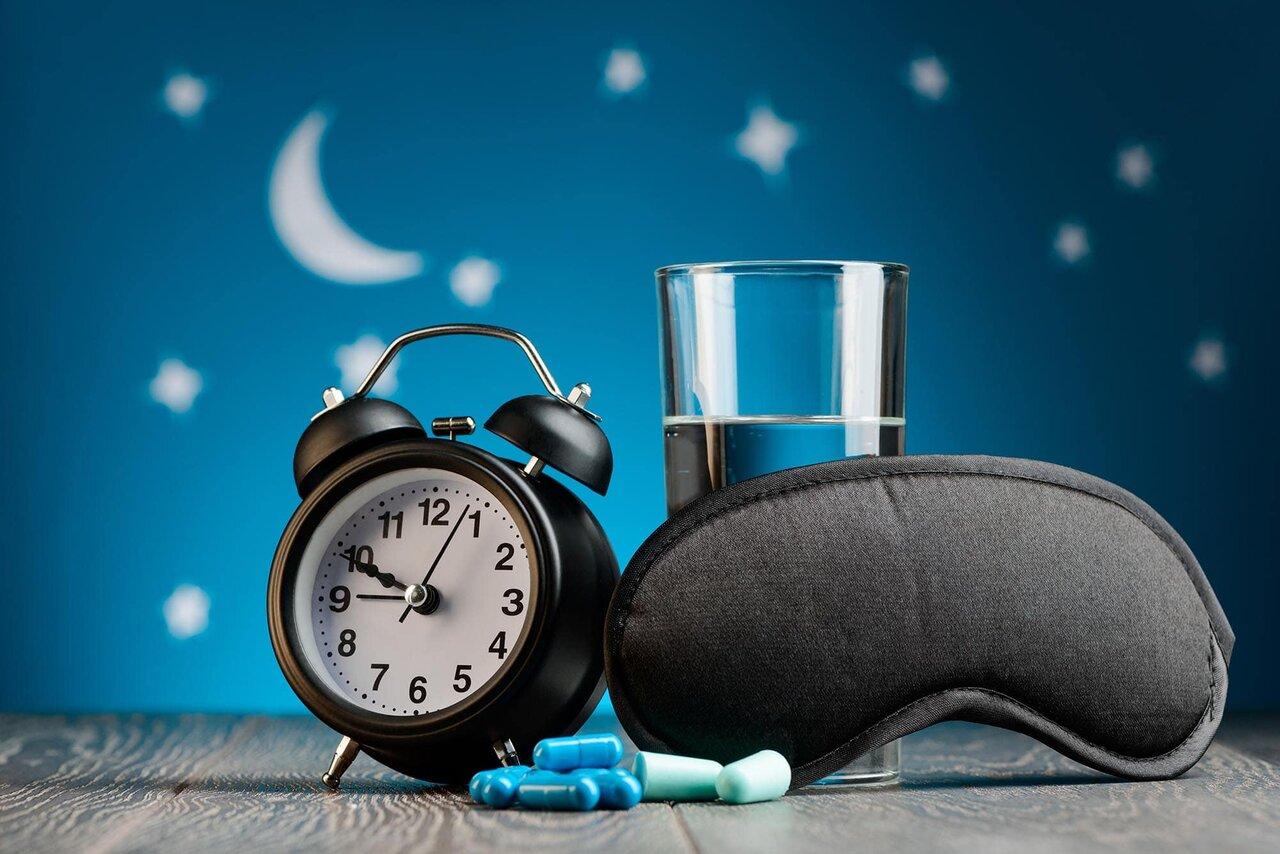 مصرف چه خوراکی‌هایی باعث بی خوابی می‌شود؟ ؛ بهترین زمان شام خوردن
