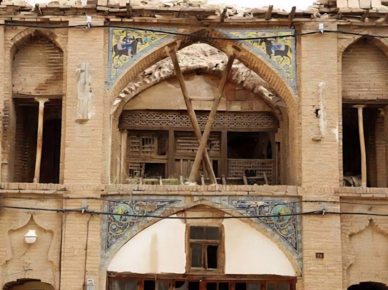 سرای وزیر؛ میراثی در آستانه فراموشی