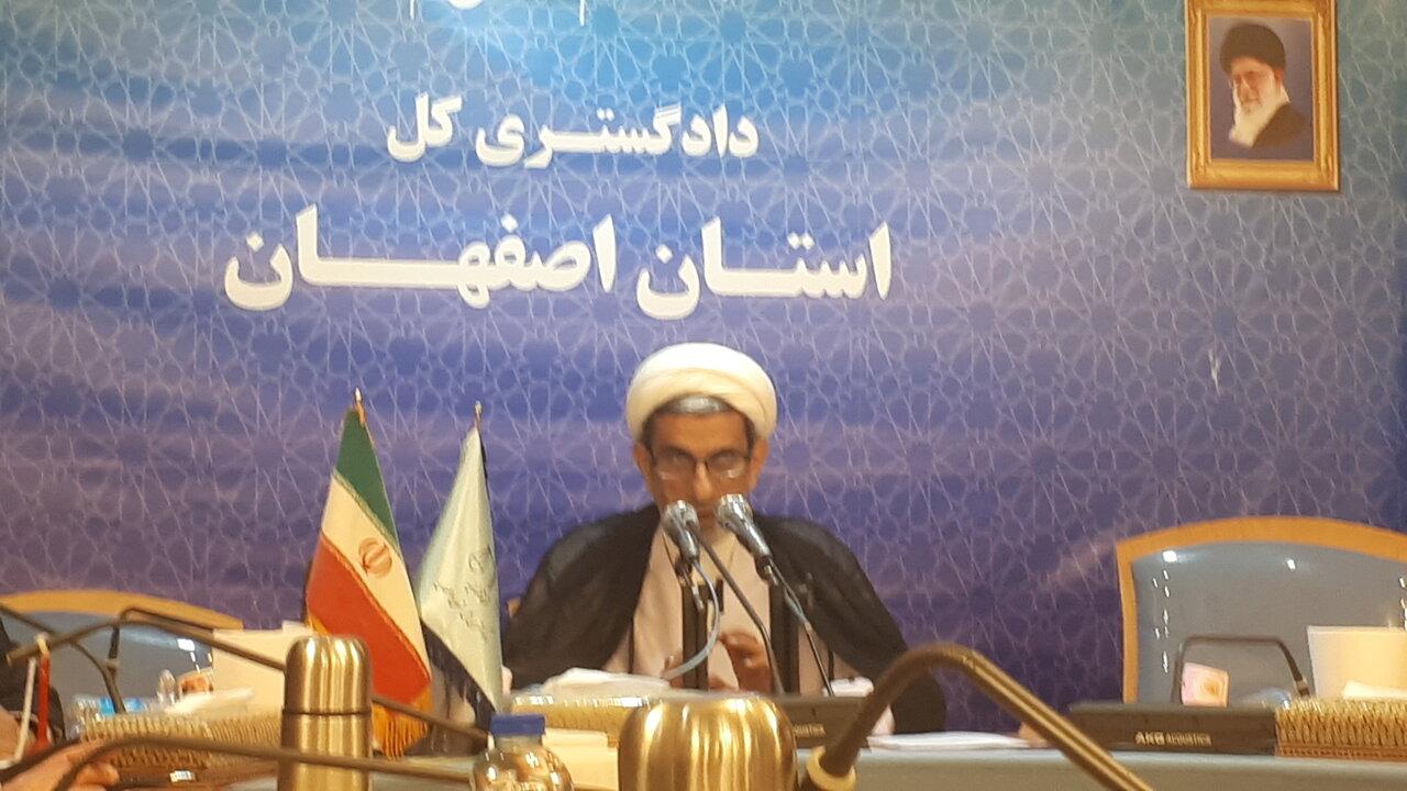 جعفری: ۴۴ هزار و ۷۷پرونده برای رانندگان بدون گواهینامه اصفهان تشکیل شد