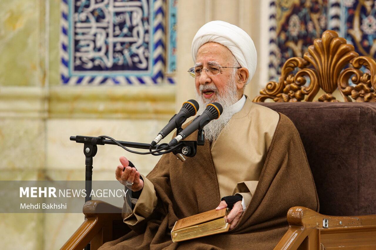 برگزاری درس اخلاق آیت‌الله جوادی آملی هر هفته در مسجد اعظم قم
