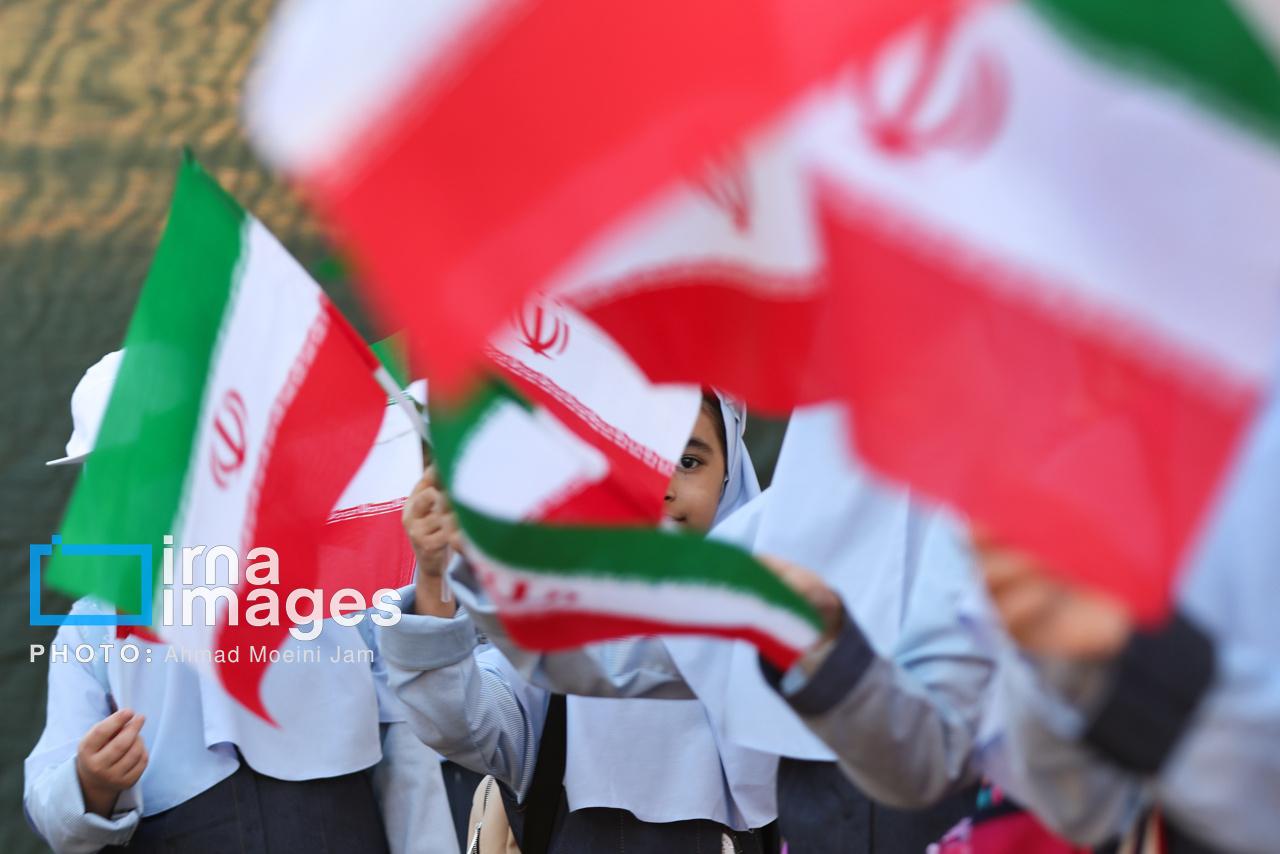 یک، دو، سه، زنگ مدرسه؛ شکفتن امید در بوستان دانش خطه خورشید