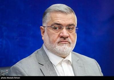 احتمال جذب نیروی کار خارجی با اعطای ویزای کار/ تعیین مجازات برای متخلفان اسکان و اشتغال اتباع غیرمجاز