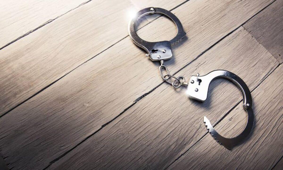 دستگیری زن جیب بر با ۳۰ فقره سرقت در اصفهان