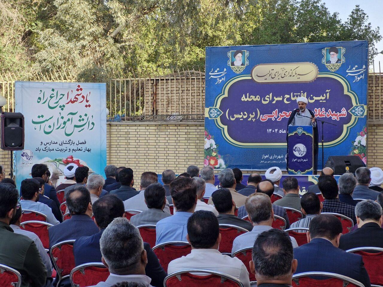 فضاسازی بومی و غیربومی بودن مدیران در اهواز به نفع برخی جریان‌ها است