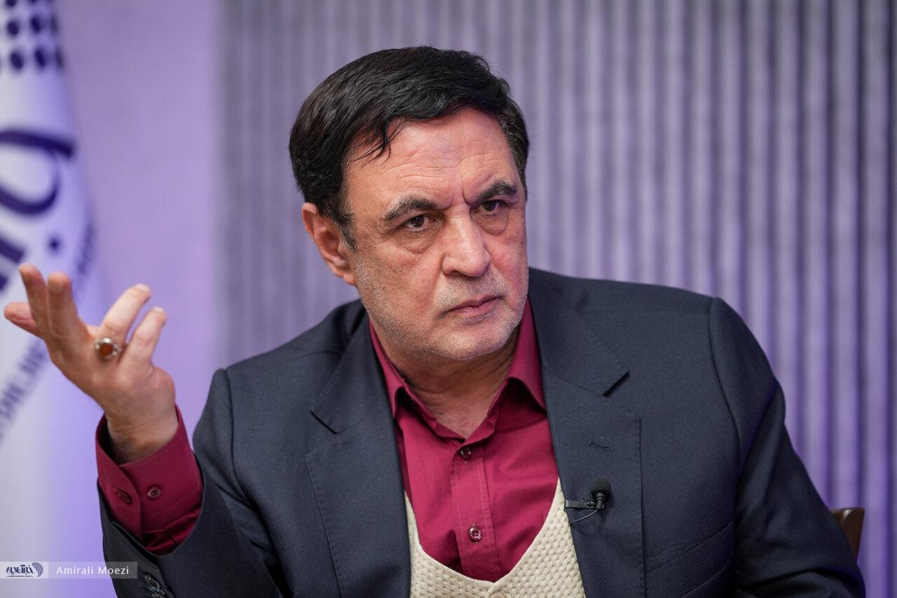 ناصر ایمانی: مکانیزم ماشه هیچ پیامد نظامی ندارد/ تندرو ها بر تصمیمات حاکمیتی تأثیرگذار نبوده‌ و نیستند/ مکانیسم ماشه صرفاً جنبه سیاسی و اقتصادی دارد