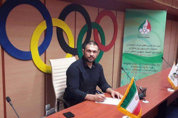 قهرمان المپیک سرمربی تیم کشتی‌آزاد استقلال
