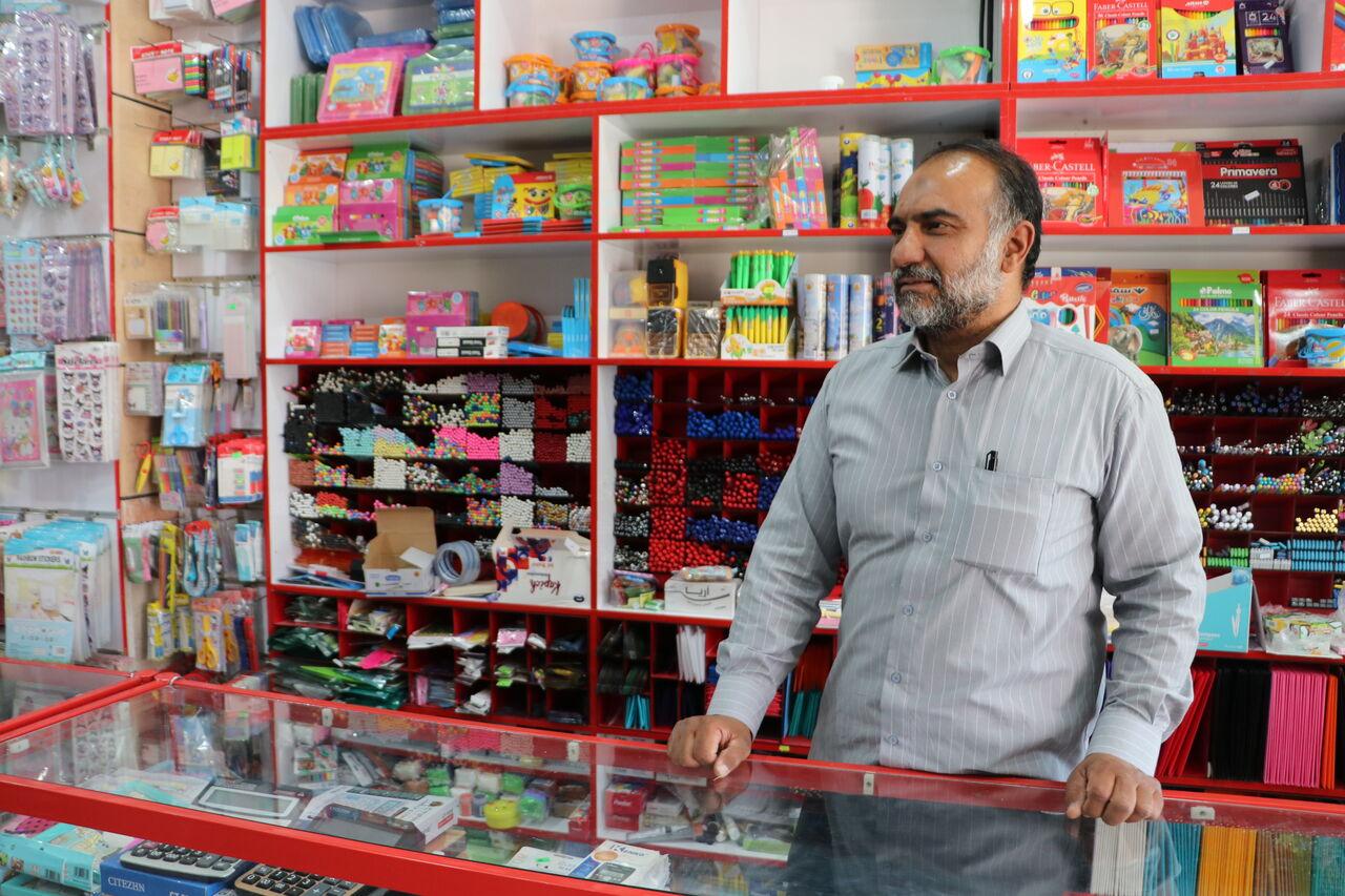 تخفیف برای حجاب؛ ابتکار یک مغازه‌دار جهرمی که فرهنگ‌سازی شد