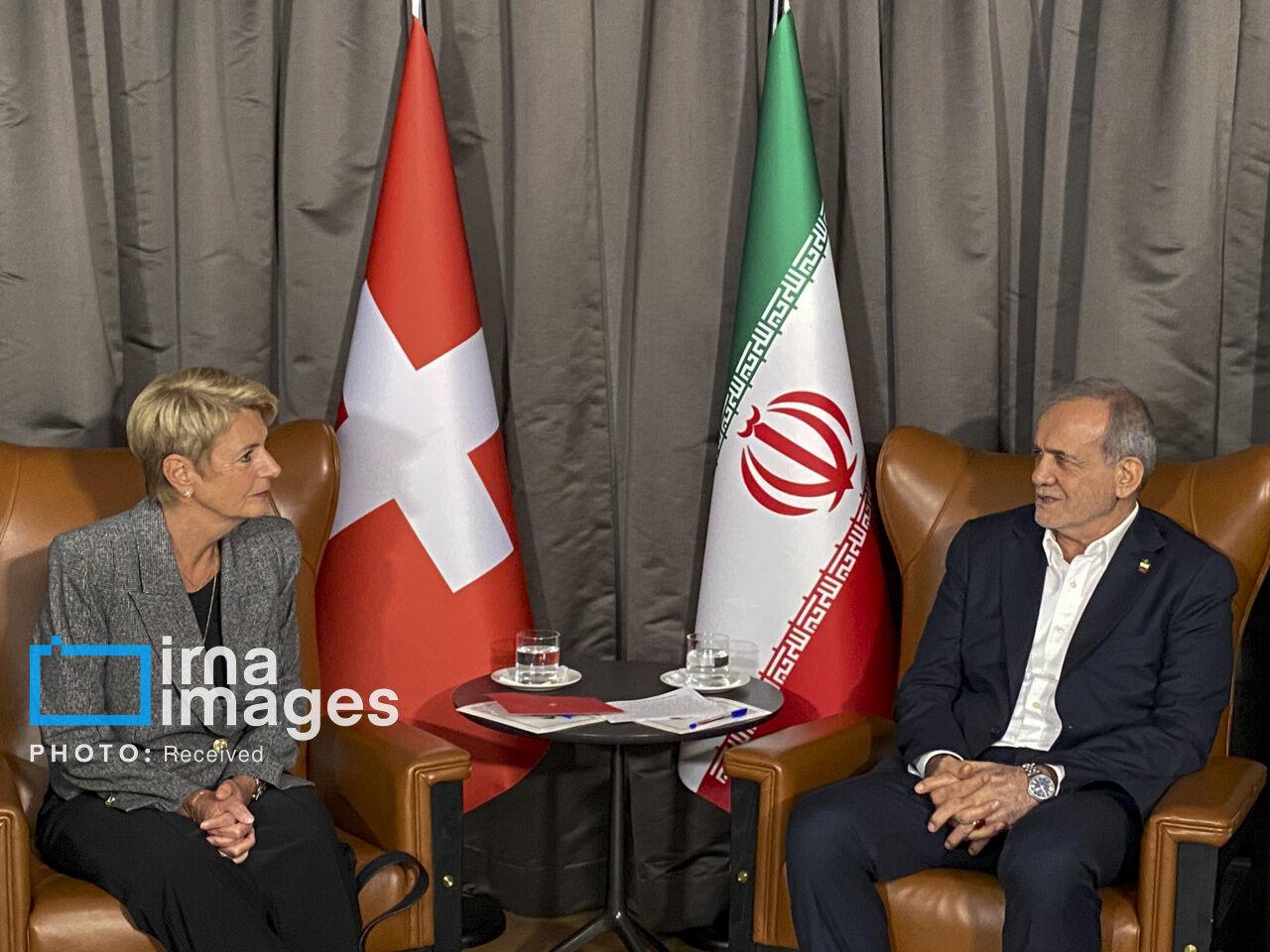 پزشکیان: ایران قصدی برای ساخت سلاح هسته‌ای ندارد و آماده راستی‌آزمایی در این زمینه است