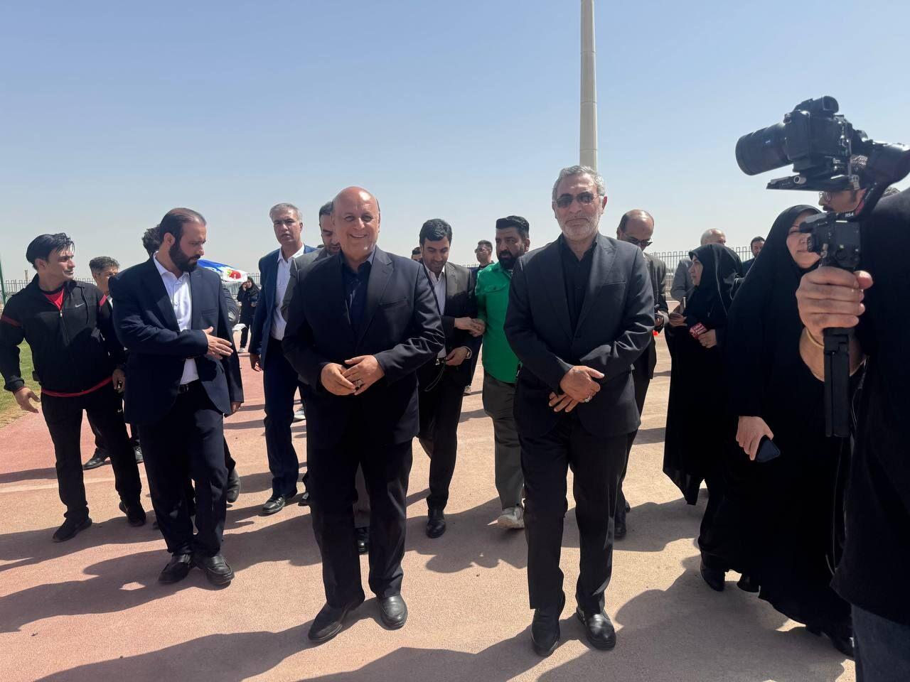 تقویت کادر آتش‌نشانی شهرداری‌ها اولویت جدی استانداری تهران است