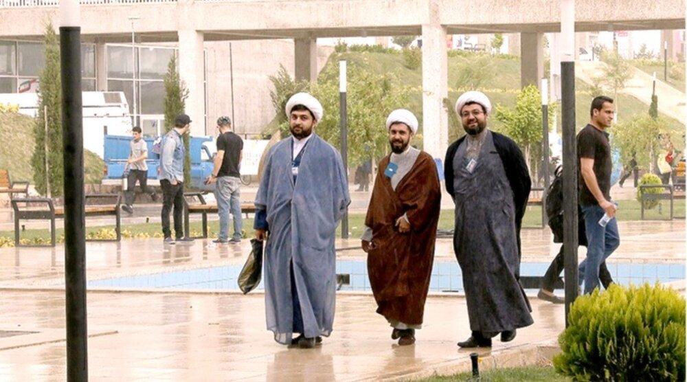 گلایه‌های مدرس حوزه علمیه؛ نه طلاب مثل سابق درس می‌خوانند نه سواد استادان مانند گذشته است!/ میزان شهریه دریافتی طلبه‌ها چقدر است؟