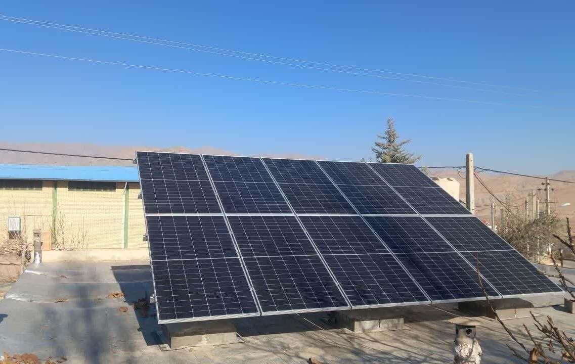 نصب ۳۰ هزار صفحه خورشیدی در منازل مددجویان کمیته امداد