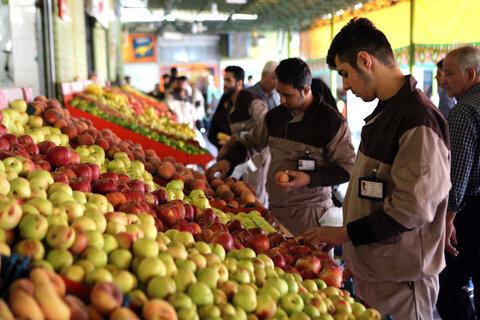 علت جهش قیمت میوه و سبزیجات در شهریور/ از اخراج کارگران افغان تا سرمازدگی و قطعی برق