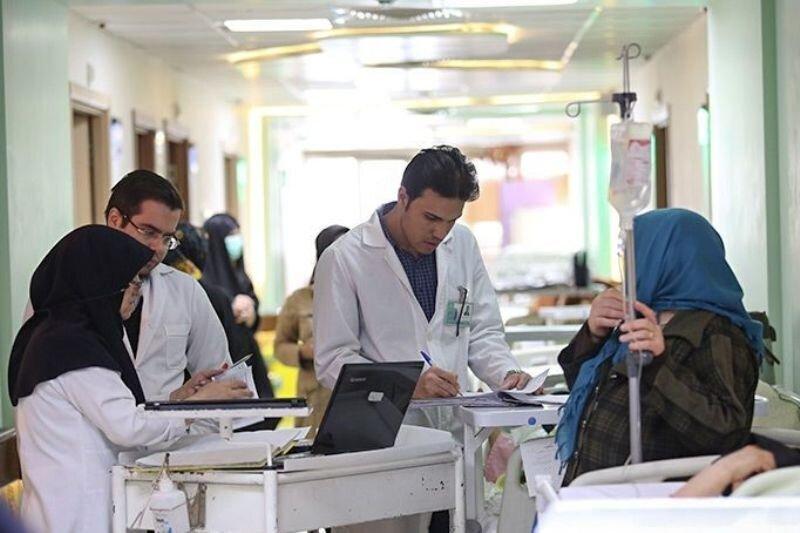 مراکز غیرانتفاعی پزشکی؛ بازی با جان مردم است | نسخه غلط برای کمبود پزشک نپیچیم