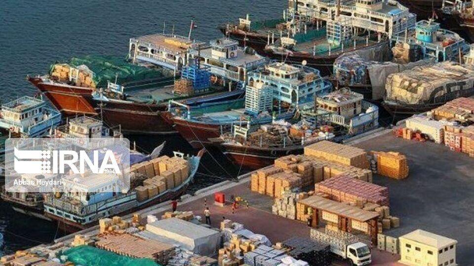 سفر دوم شناورها در قالب قانون ساماندهی مبادلات مرزی در بوشهر آغاز شد