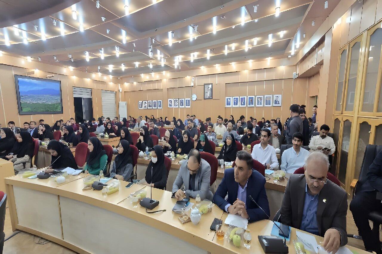 درد و دل های نخبگان با استاندار؛از بیکاری تا انتقاد از بی کیفیتی نان