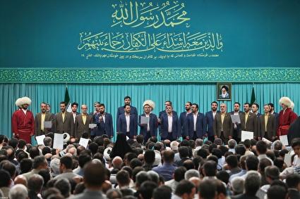 گرامیداشت عید میلاد پیامبر اکرم(ص) و امام صادق(ع) در حسینیه امام خمینی(ره)