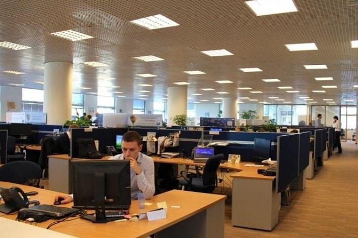 یک ساعت شناورسازی ساعت کاری ادارات اصفهان از ابتدای مهر