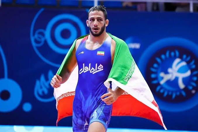 ببینید | صعود آذرپیرا به فینال؛ نماینده ایران قهرمان المپیک را زمین‌گیر کرد