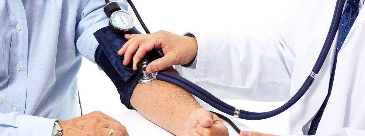 مراجعه سالانه ۱۷ هزار نفر به مرکز طب کار دارالشفاء امام(ع)