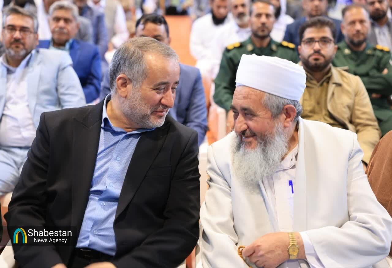 درمیان میزبان همایش محوری هفته وحدت
