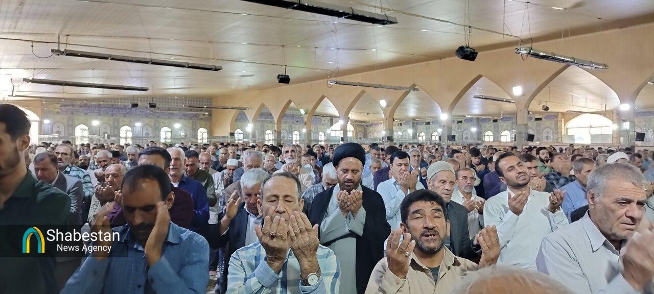 نماز جمعه شهر یاسوج در قاب تصویر