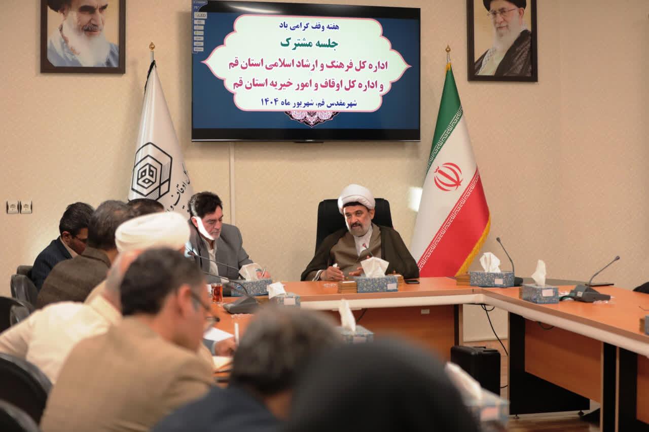 مکتب اهل بیت(ع)، مردم و رهبری ستون‌های اصلی قدرت ایران‌اند