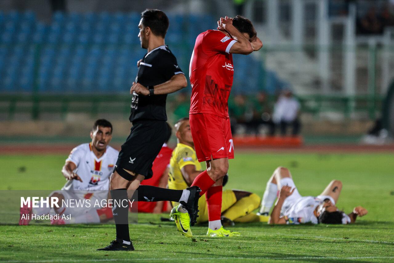 داوری ایده‌آل در بازی پرسپولیس و فولاد