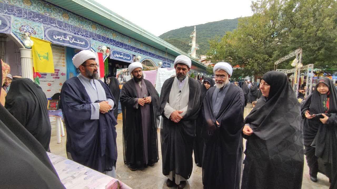 برپایی غرفه «تحفه گل» در رویداد ملی «ره بانو»