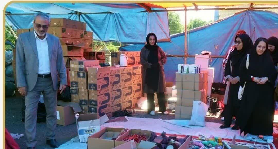 توزیع ۱۶ هزار و ۳۲۰ بسته تحصیلی در بین دانش آموزان نیازمند
