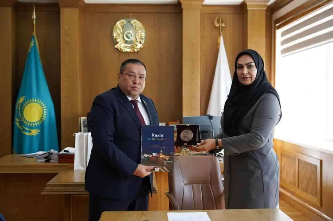 دوره آموزش زبان فارسی در دانشگاه دوست‌محمداف آتیرائو آغاز شد