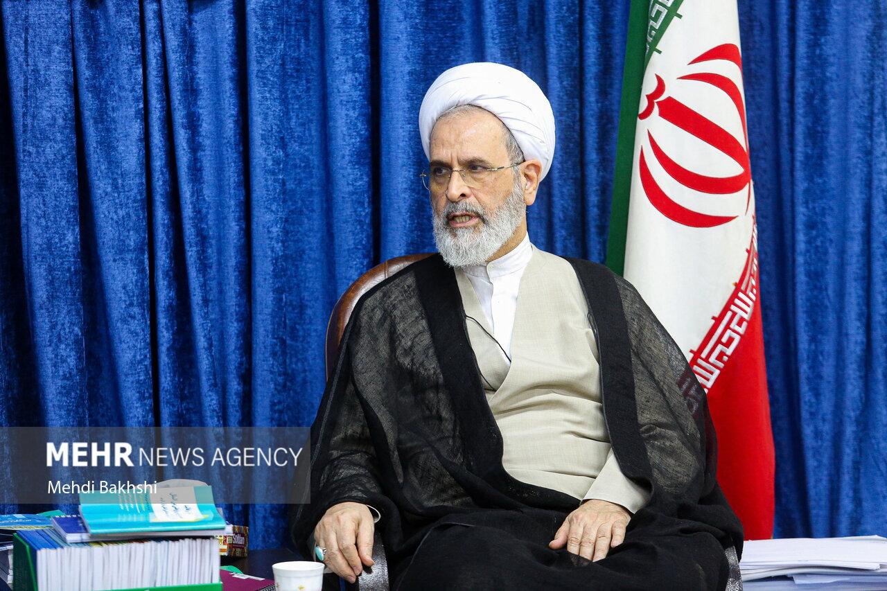 نسل جدید علما هند باید با علم و اخلاق جامعه را به سوی تعالی هدایت کند