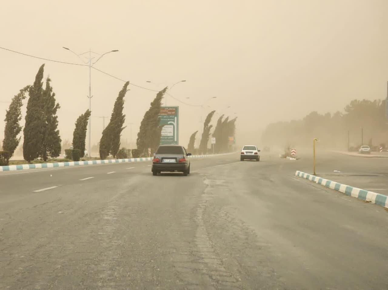 منشاء ریزگردها در گلستان مربوط به کشور ترکمنستان است