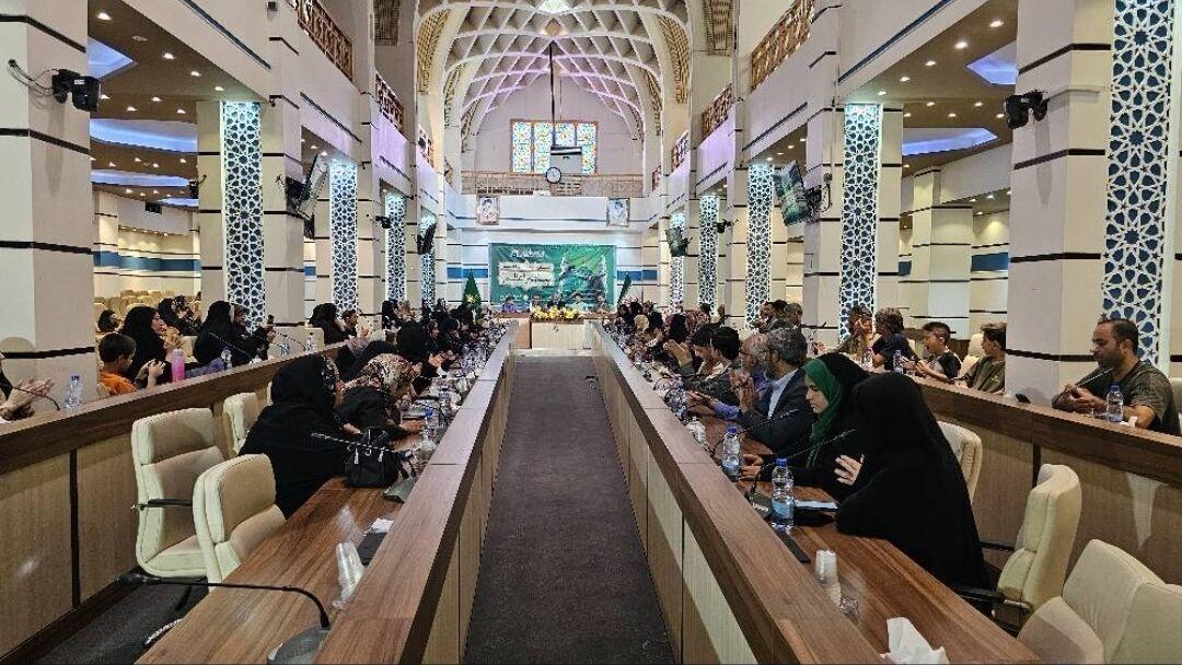 همصدایی شاعران جهان برای پیامبر مهربانی‌ها در حرم مطهر شاهچراغ(ع)